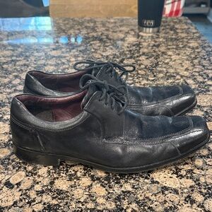 Johnston & Murphy Men's Black Leather Dress Shoes